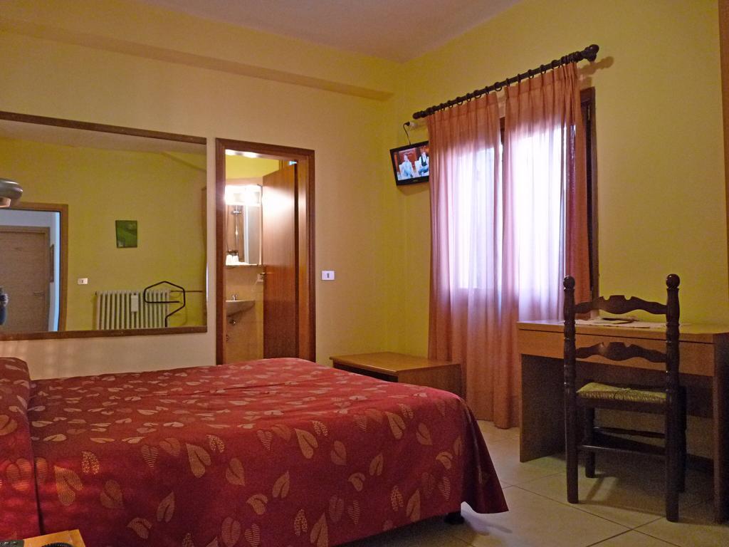 Hotel La Rosa Teglio Δωμάτιο φωτογραφία